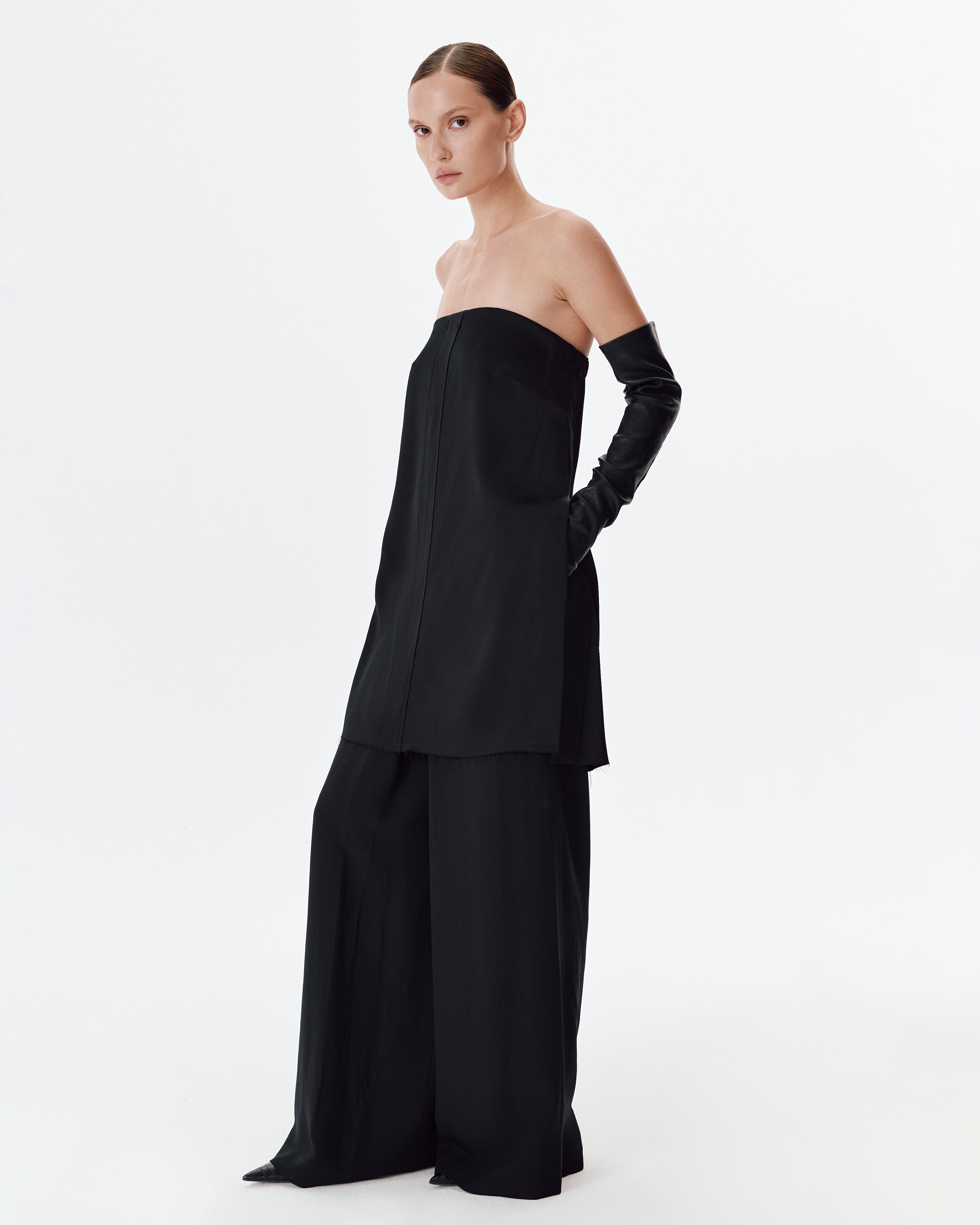 Chiarra Satine Top in Black