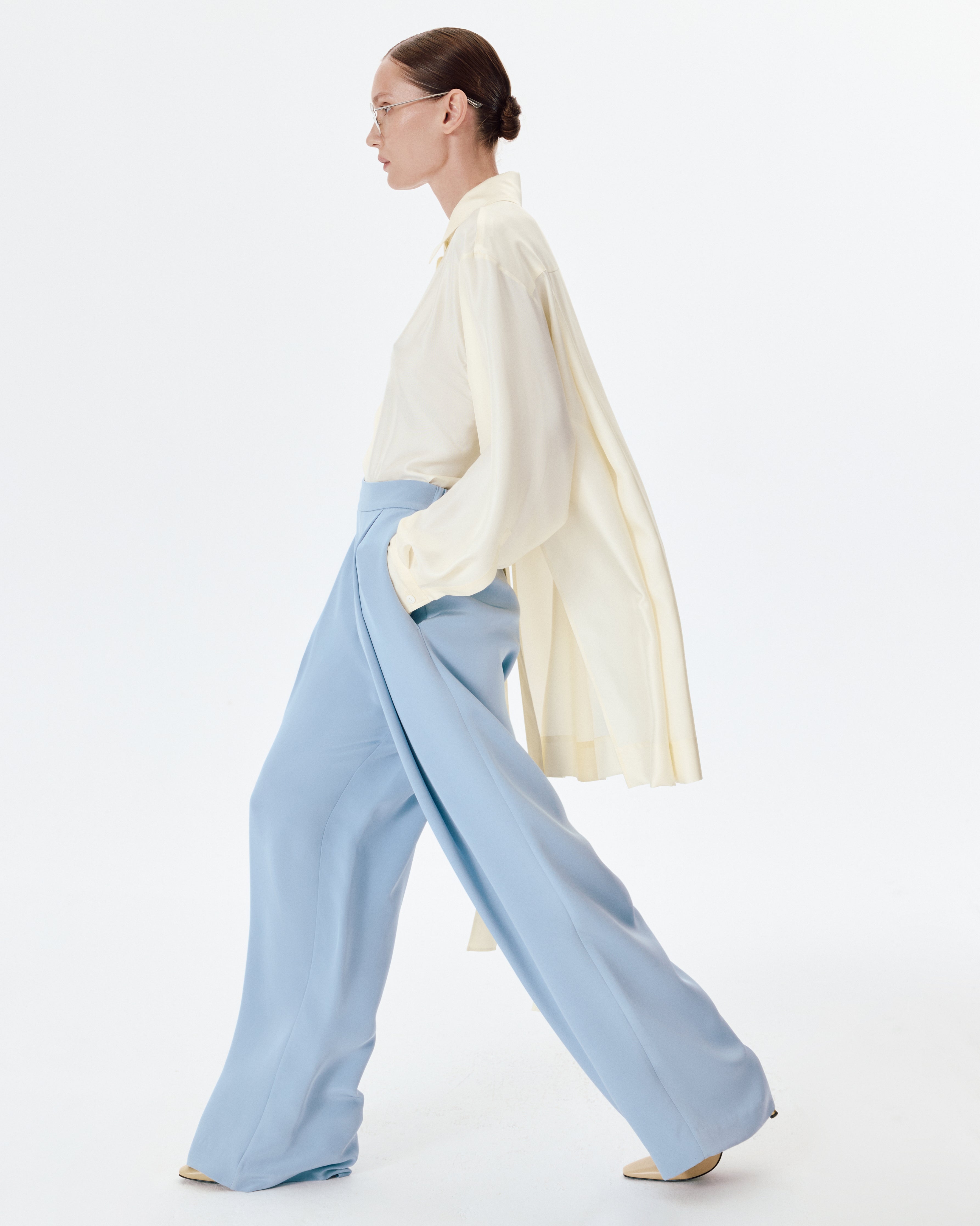 New Relax Pants in Blue