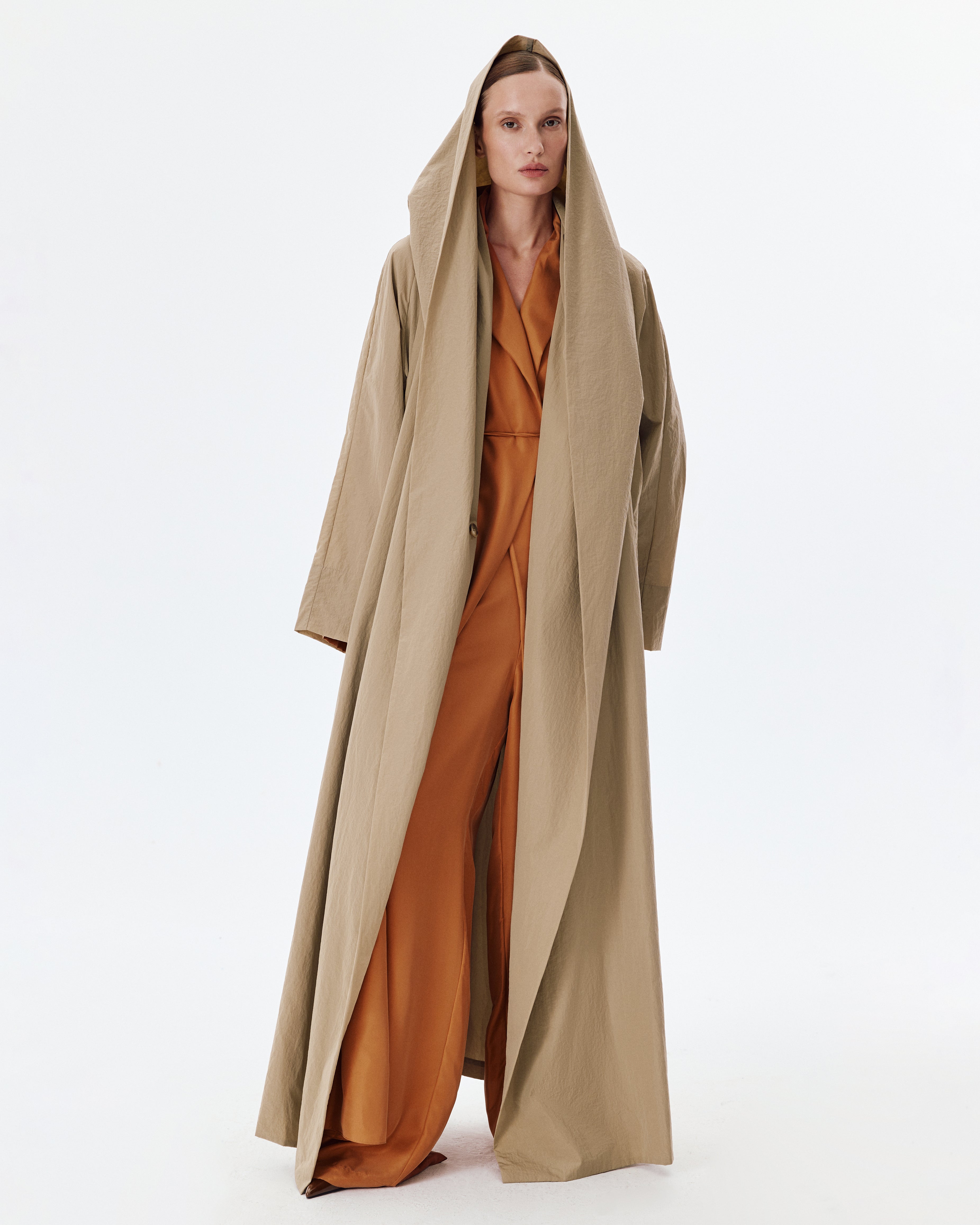 Dune Raincoat in Tree House