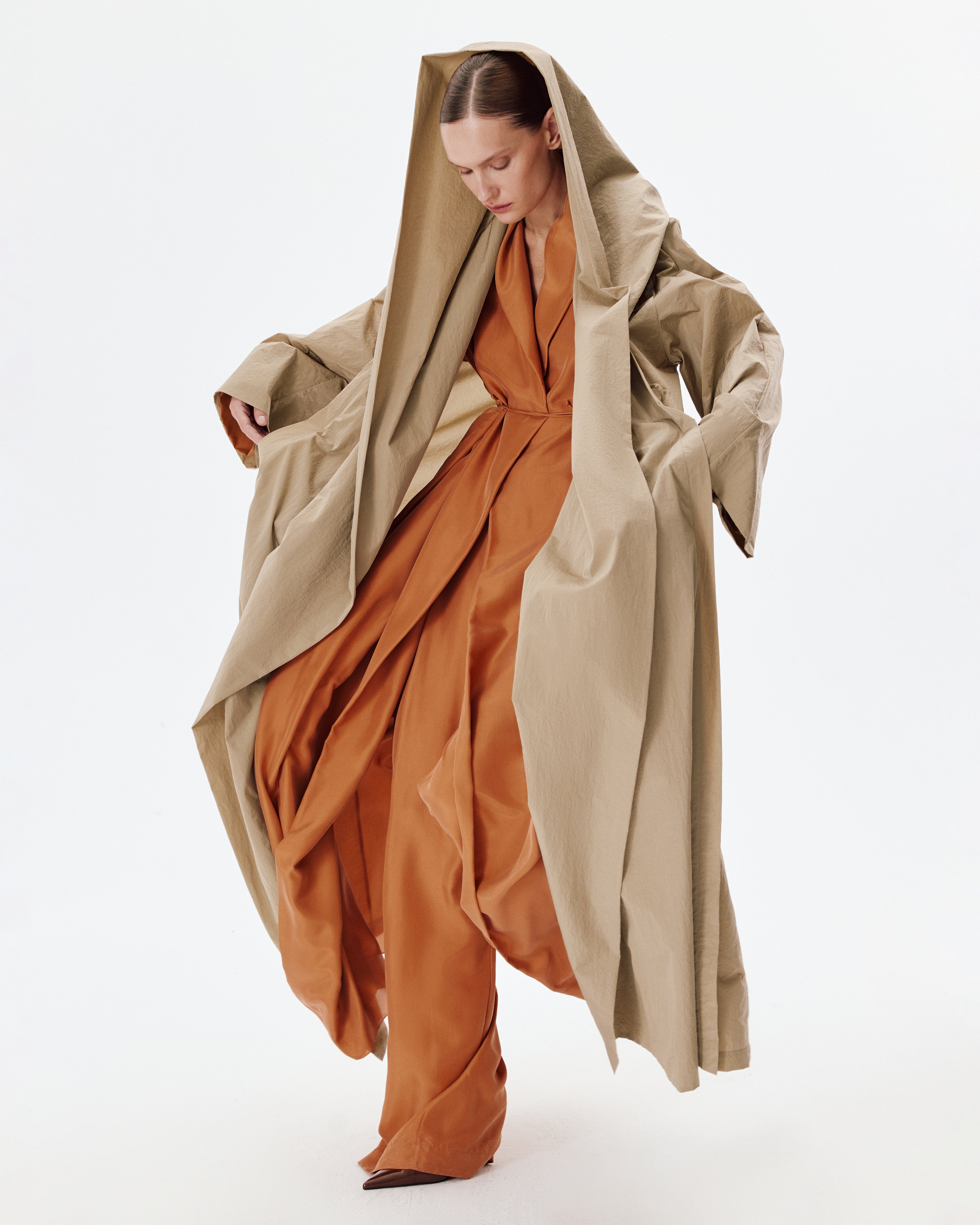 Dune Raincoat in Tree House