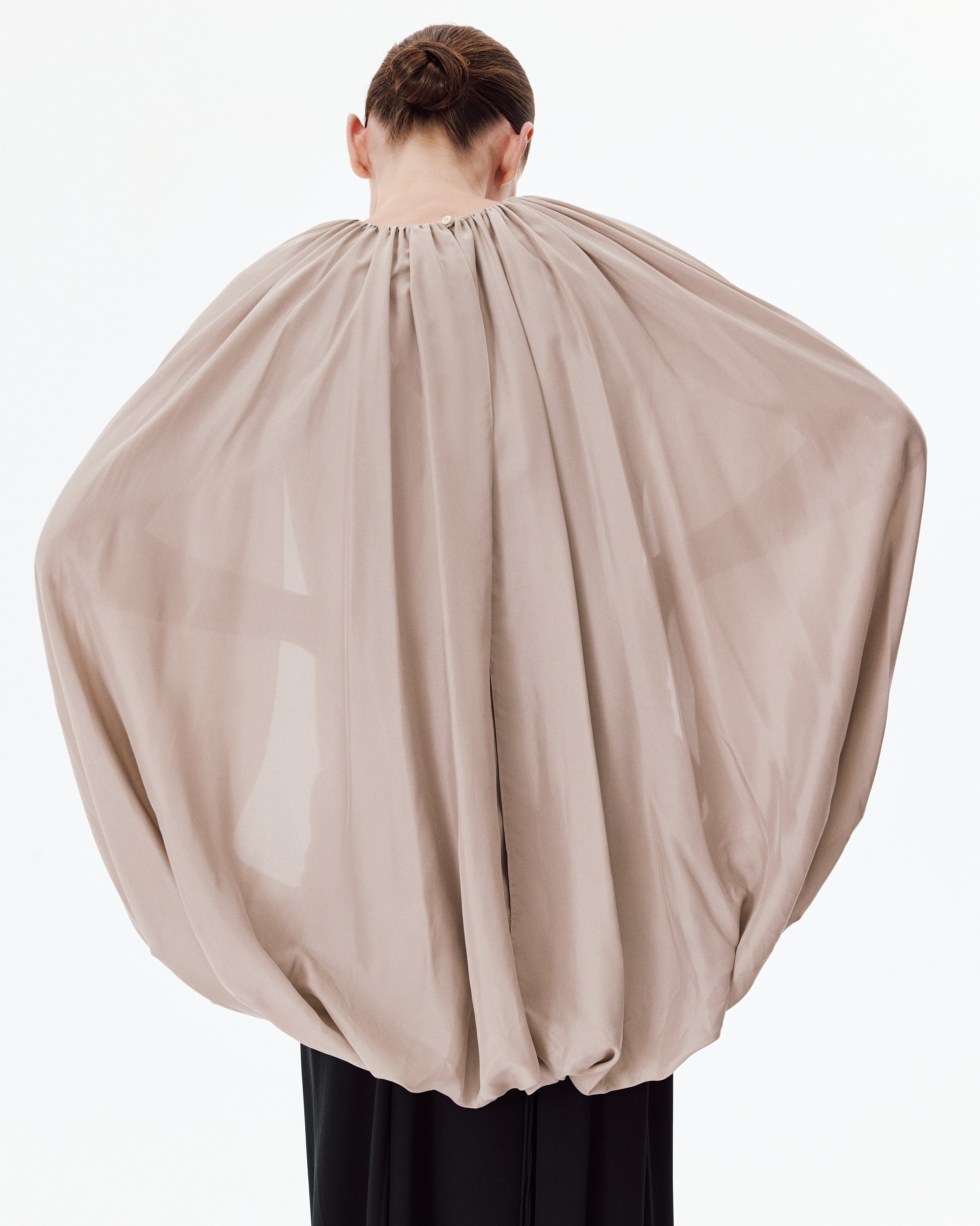 Balloon Blouse in Cold Pink