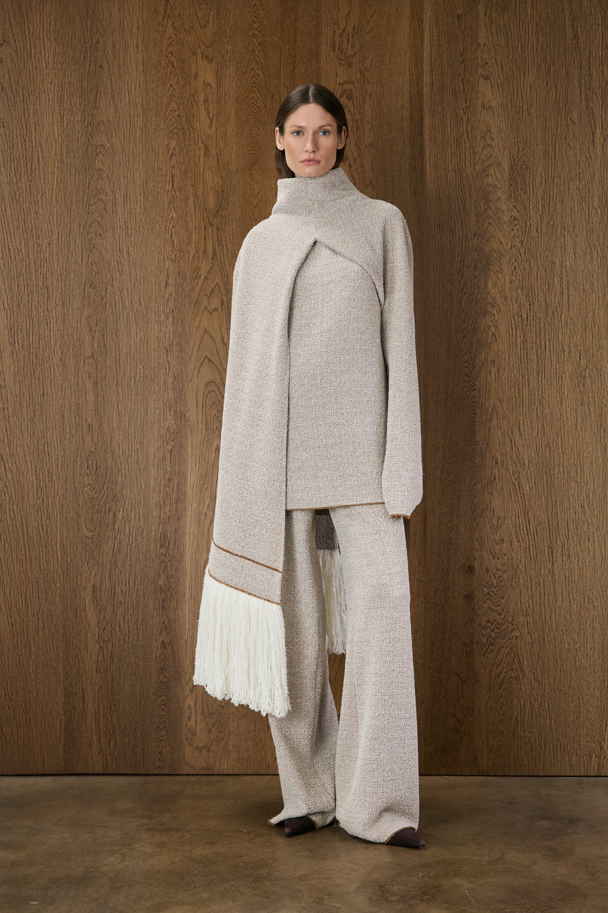 Deco Cape