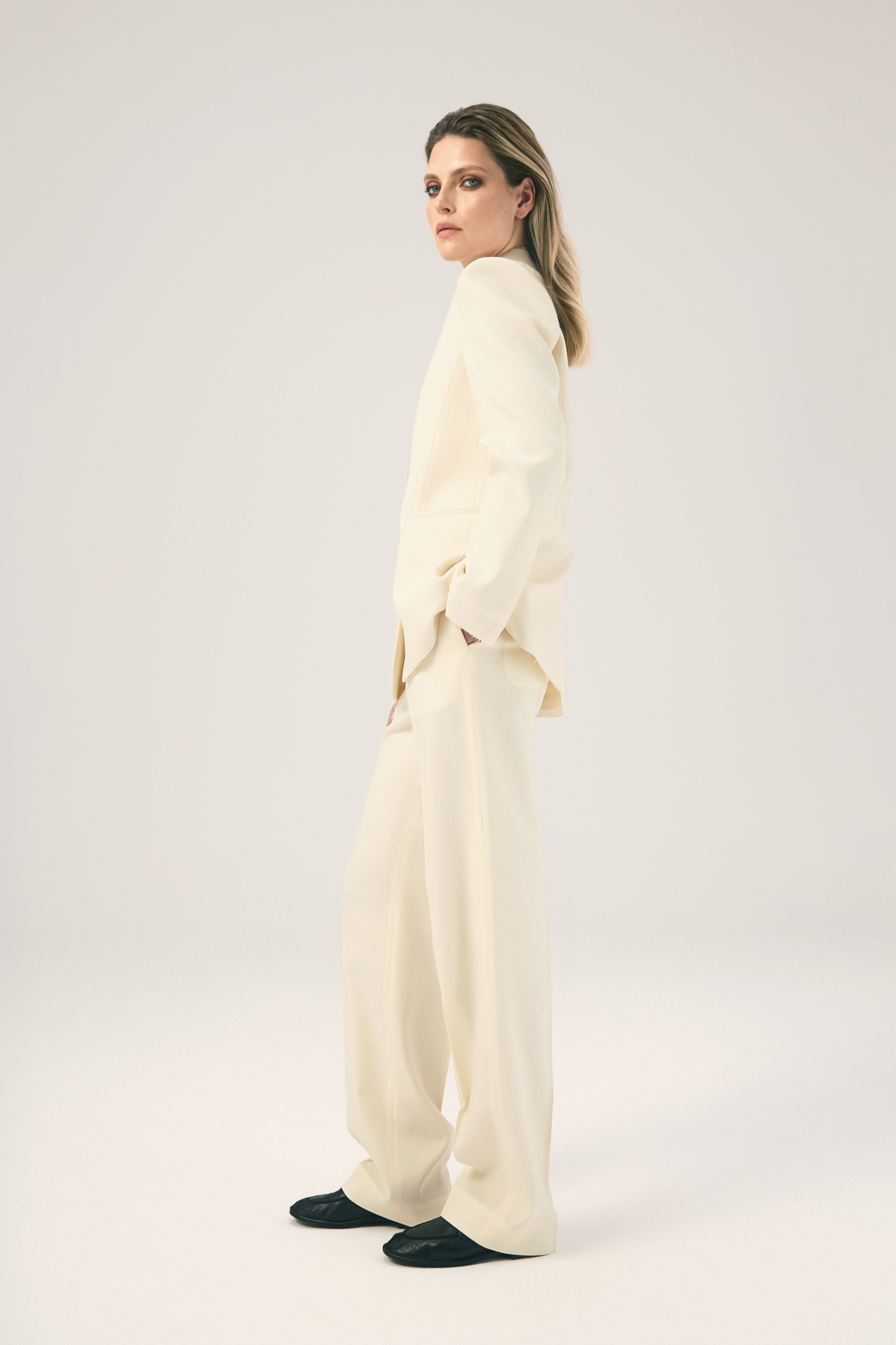 The Signature Pants in Cream