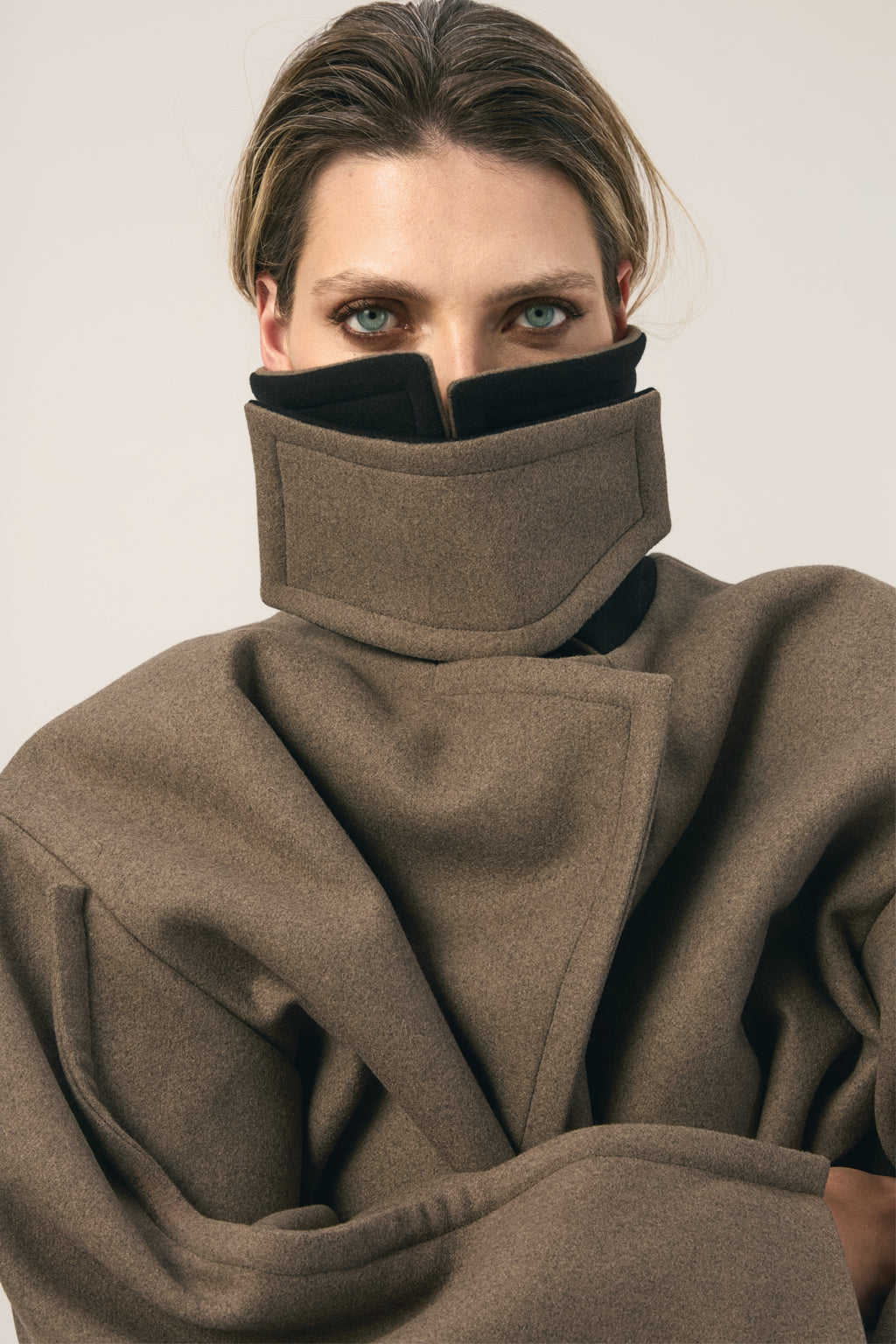 Fille Bomber