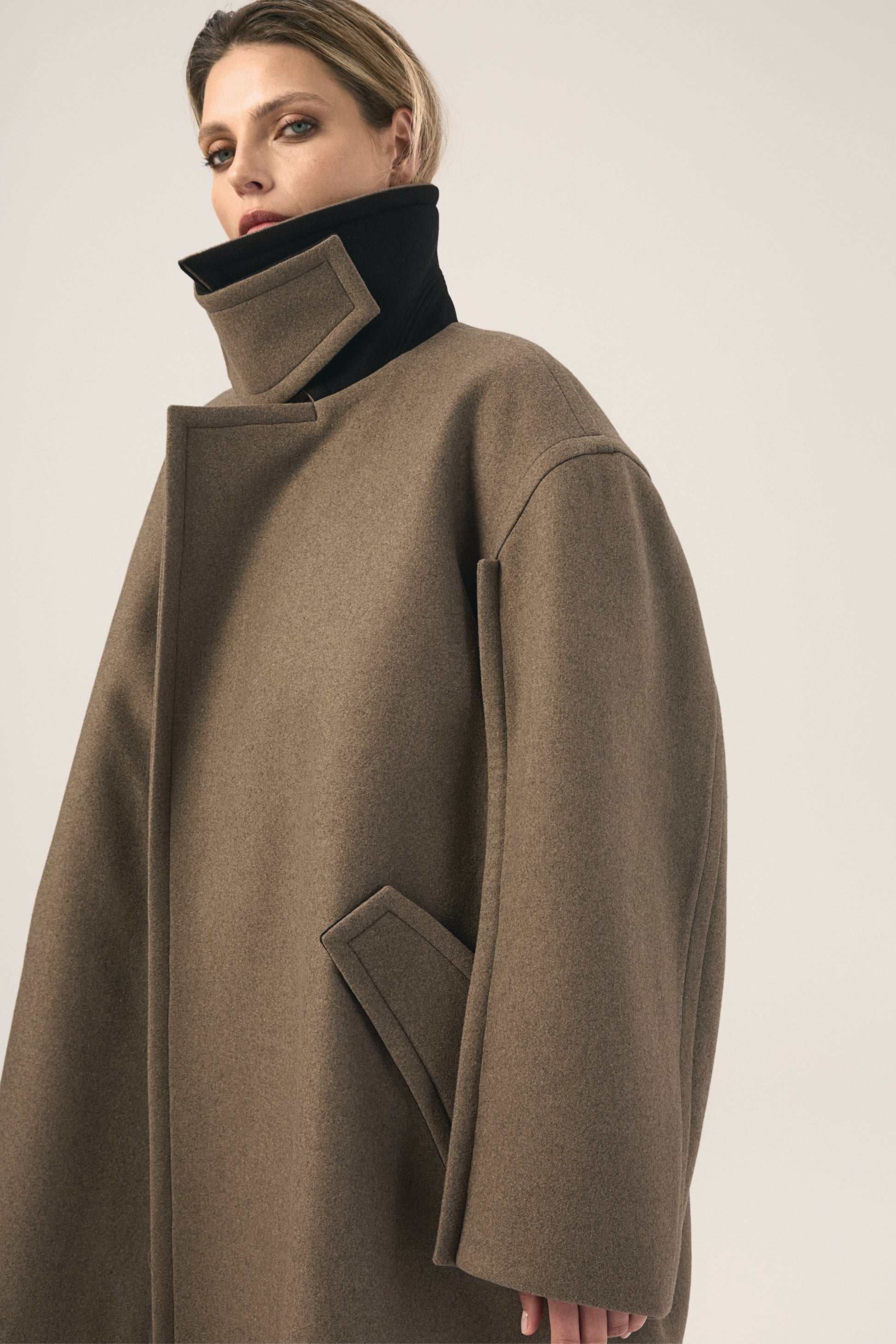 Fille Bomber