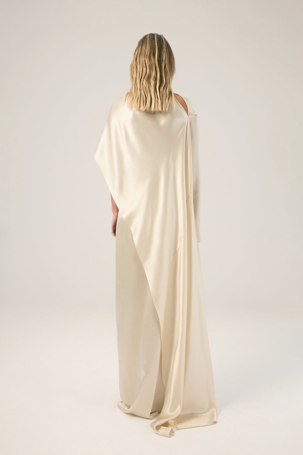 Scarlet Dress Cream