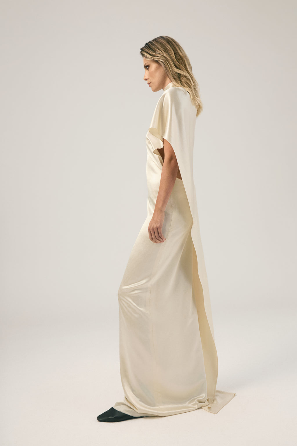 Scarlet Dress Cream