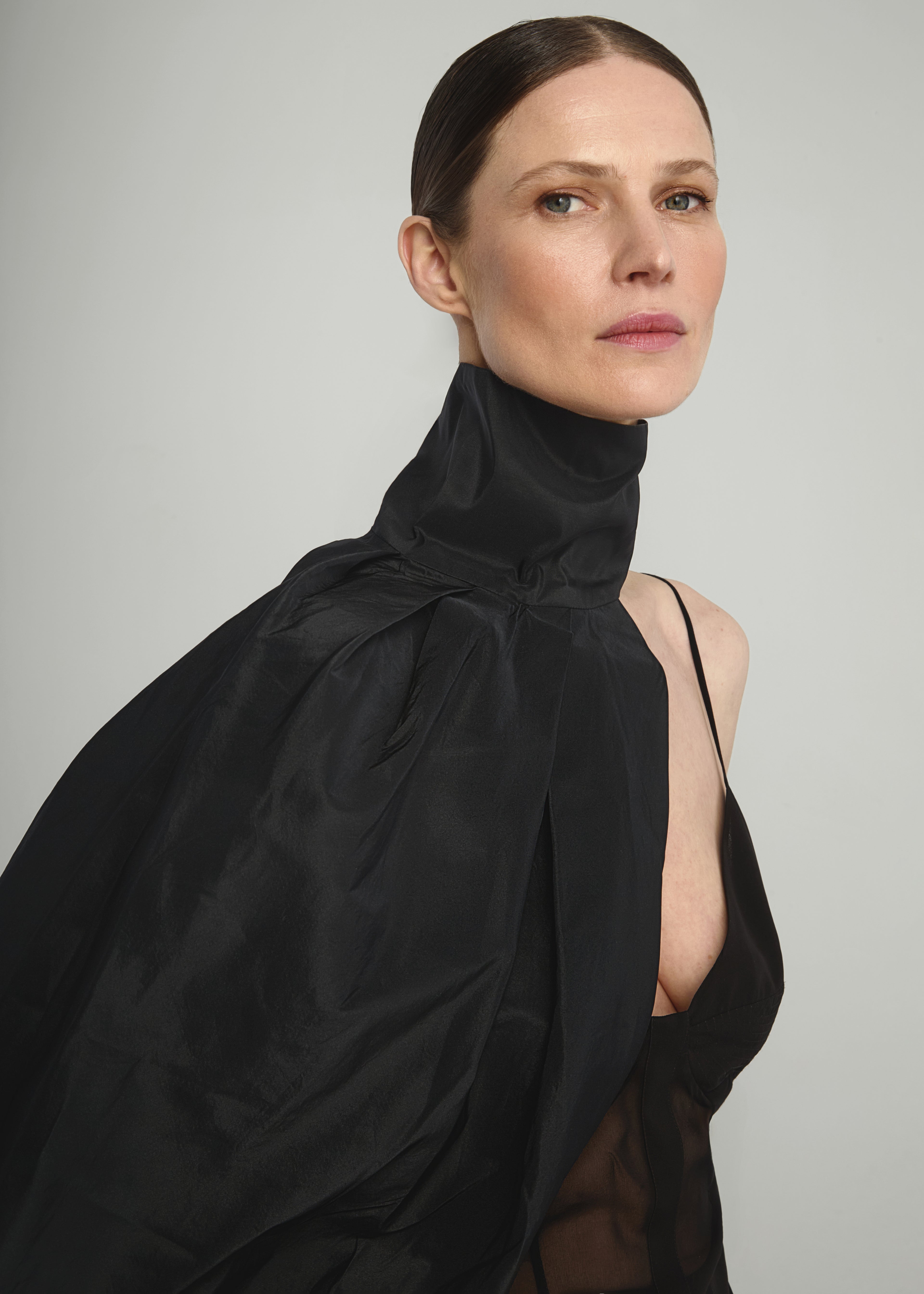 Taffeta Sleeve Black