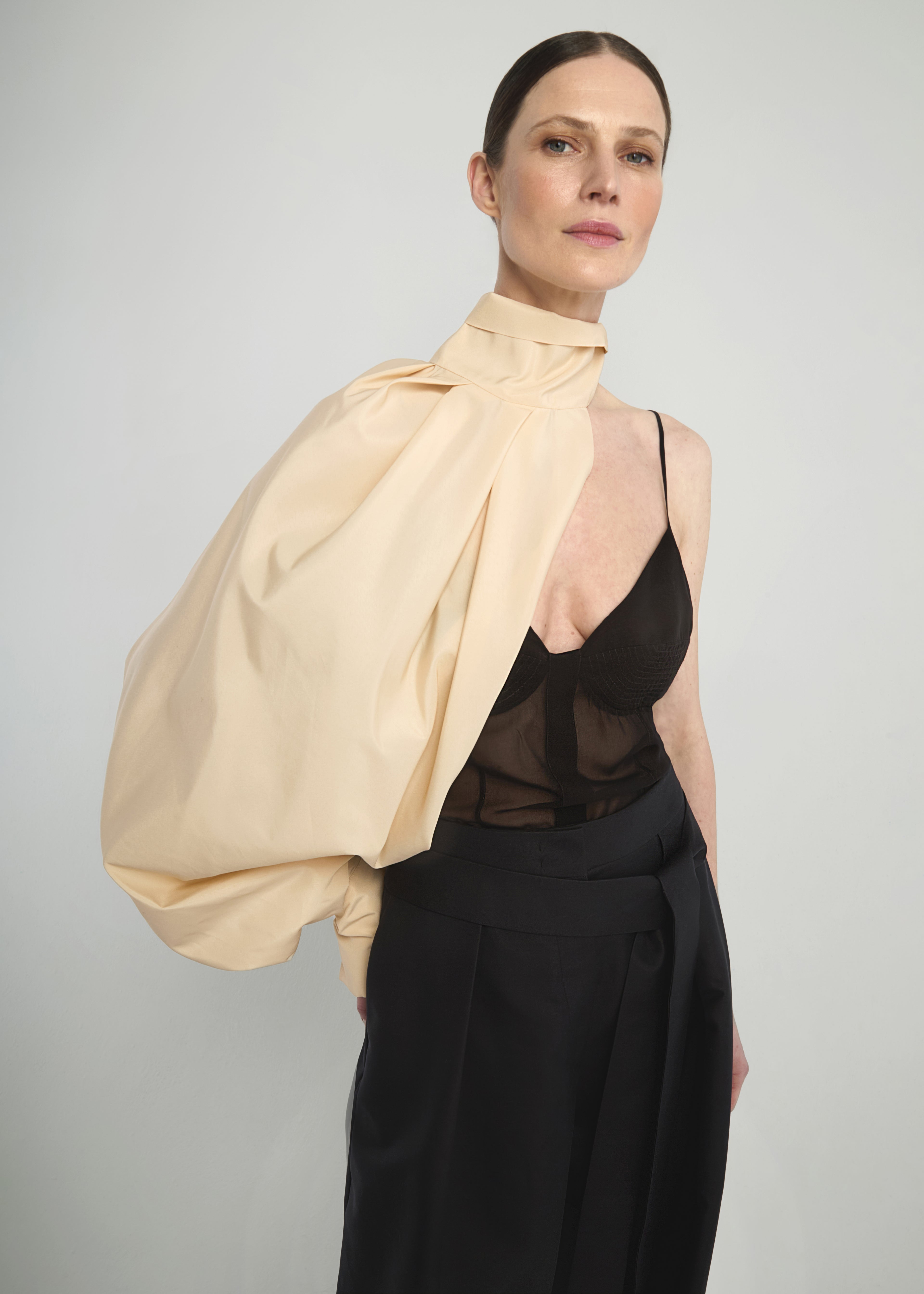 Taffeta Sleeve Cream