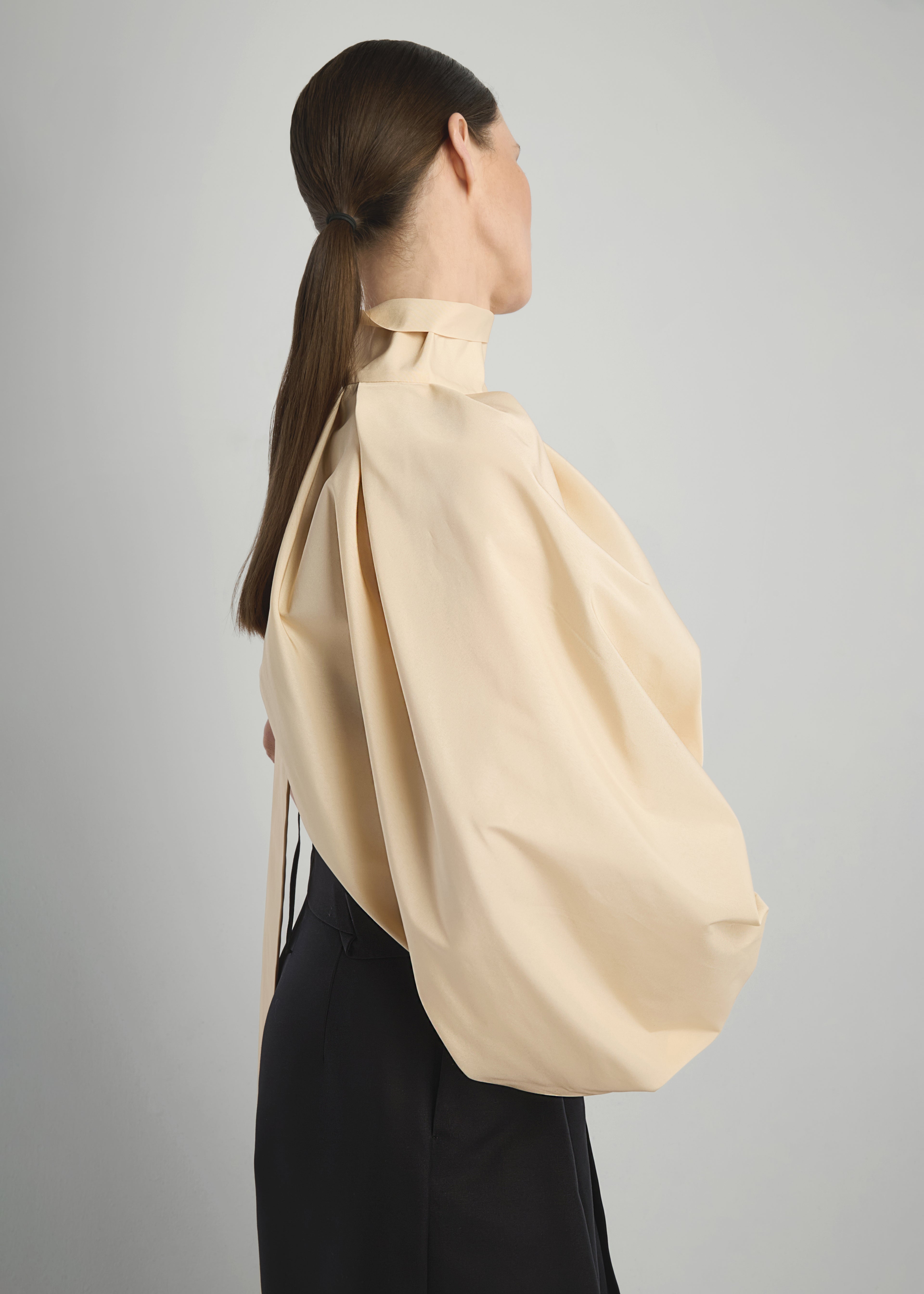 Taffeta Sleeve Cream