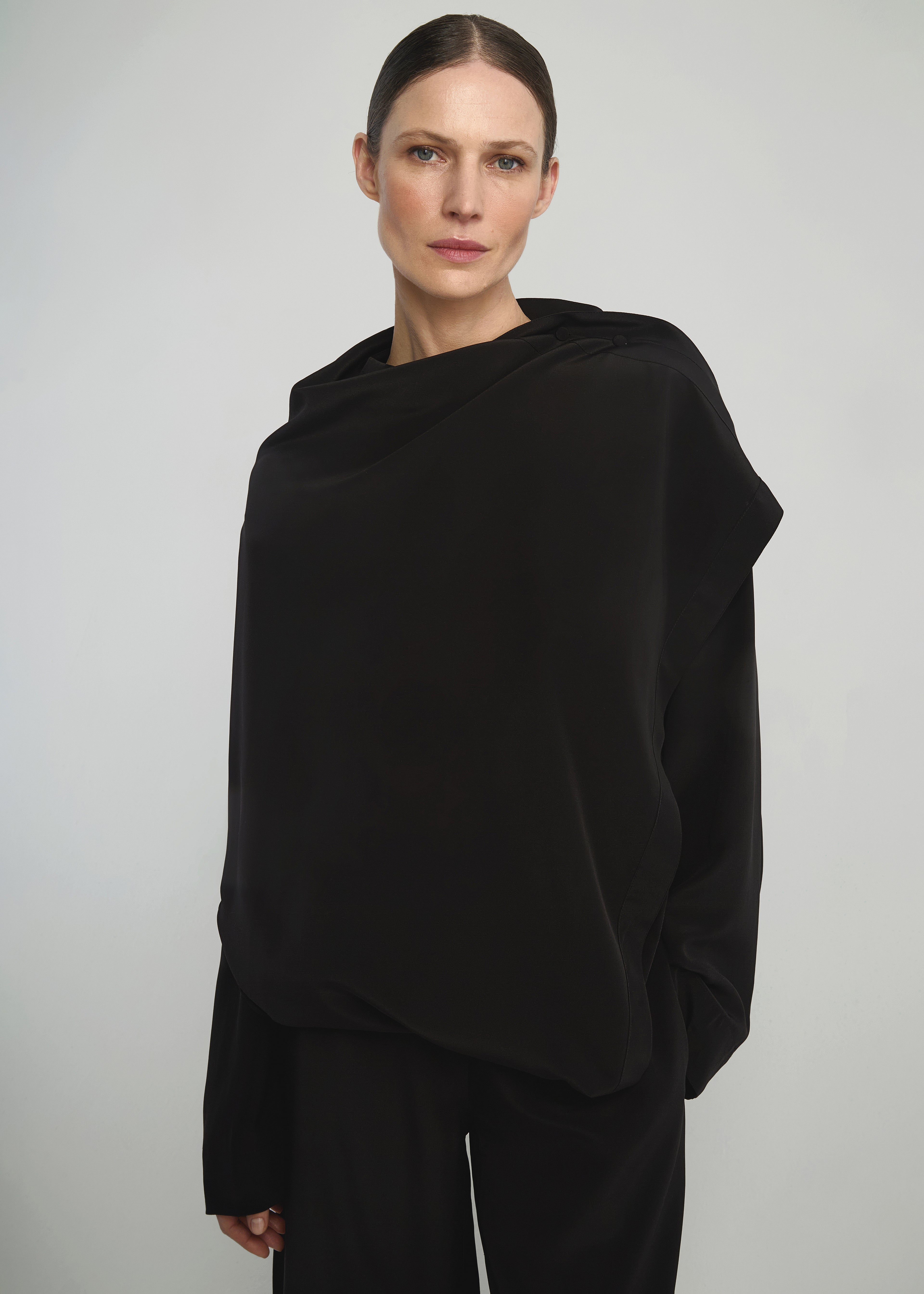 Scandal Blouse Black